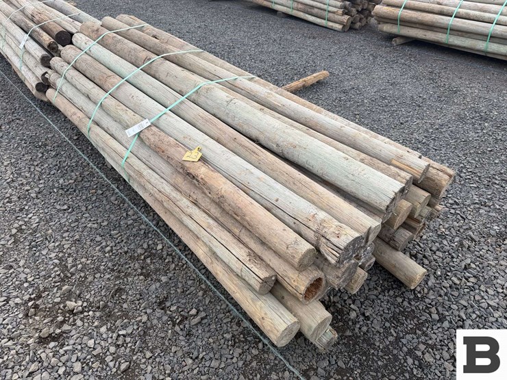 ..-wooden-posts-image-2