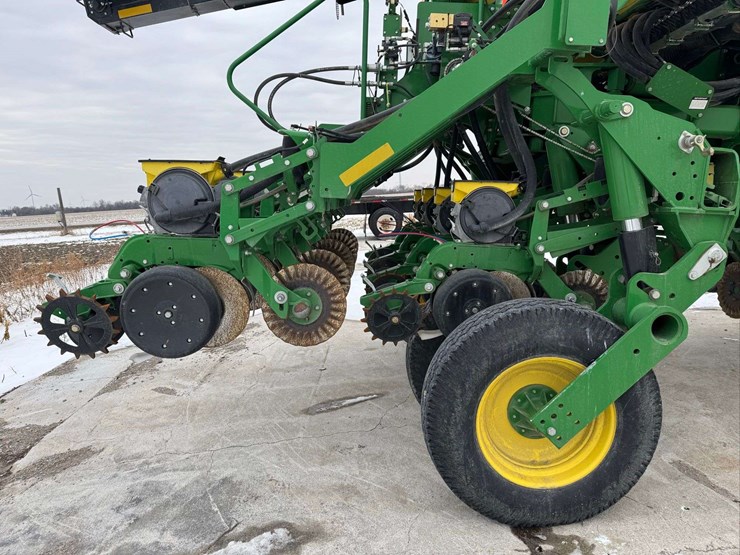 john-deere-1795-image-95