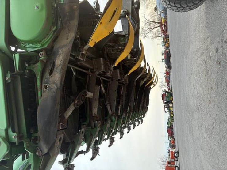 2009-john-deere-608c-image-23