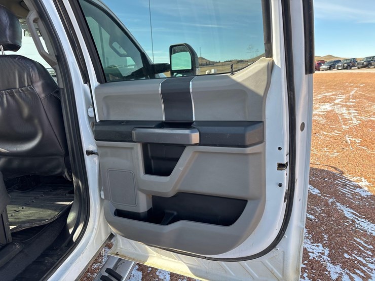 2019-ford-f250-image-14