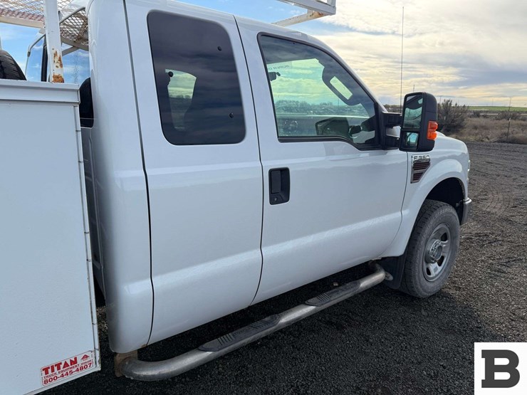 2008-ford-f350-image-30