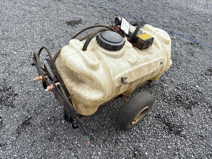 #5178-•-50-gal-poly-sprayer-image-11