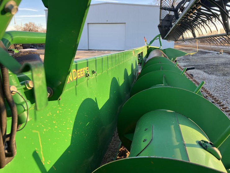 2012-john-deere-630f-image-16