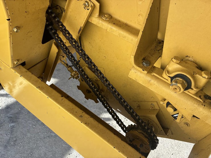 new-holland-tr89-image-59