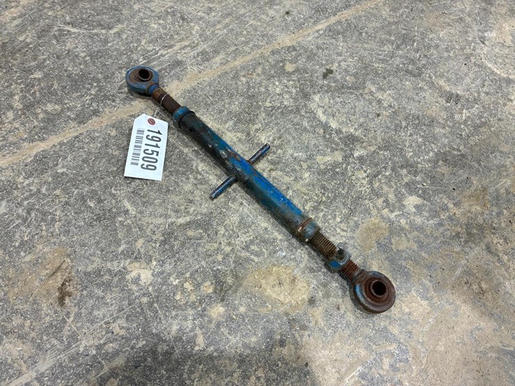 ford-tractor-image-1