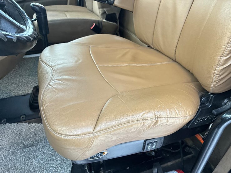 2016-kenworth-t680-image-48