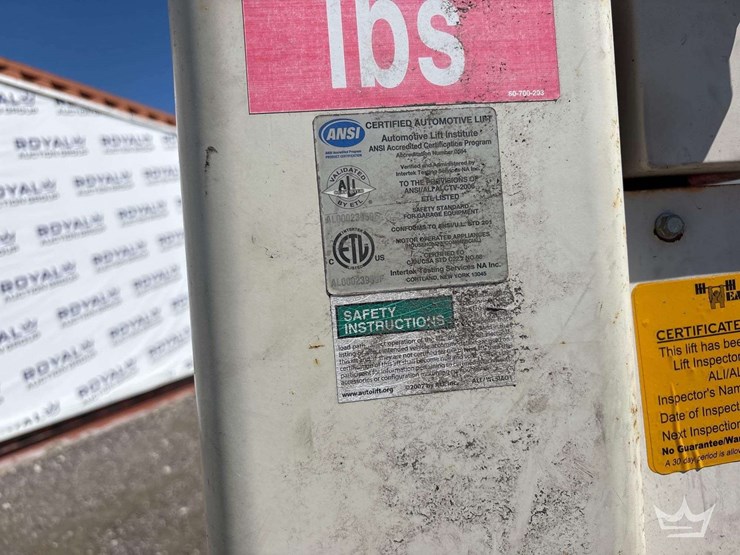 stertil-koni-18000lbs-2-post-auto-lift-image-25