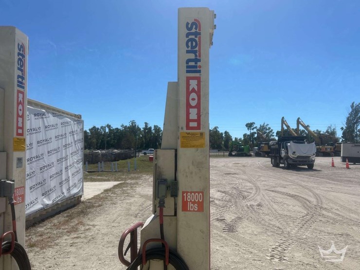stertil-koni-18000lbs-4-post-auto-lift-image-15