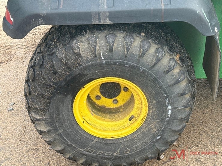 john-deere-gator-image-9
