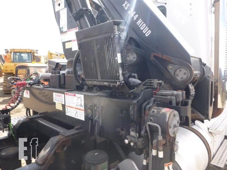 freightliner-coronado-122-image-43