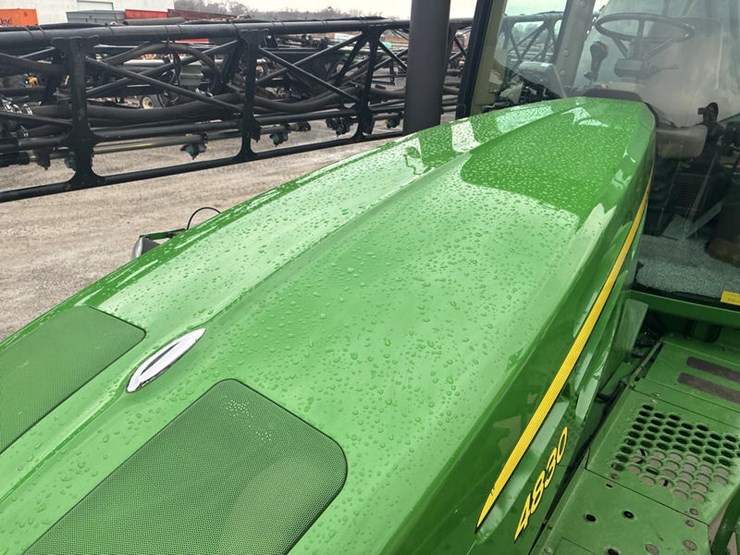 2011-john-deere-4830-image-66