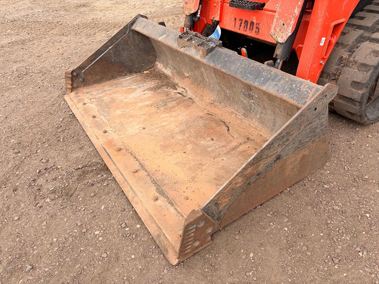 kubota-svl75-2-image-8