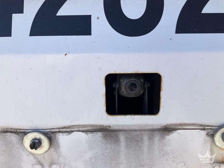 2018-johnston-c201-compact-street-sweeper-image-29