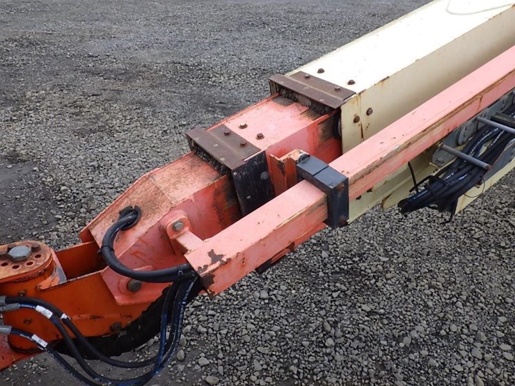 2003-jlg-600s-image-19