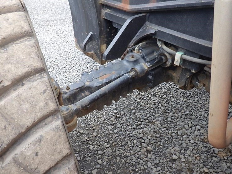 2014-jlg-g9-43a-image-12