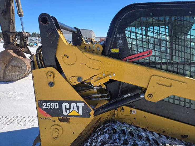 caterpillar-259d-image-18