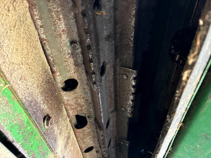 2017-john-deere-s680-image-21