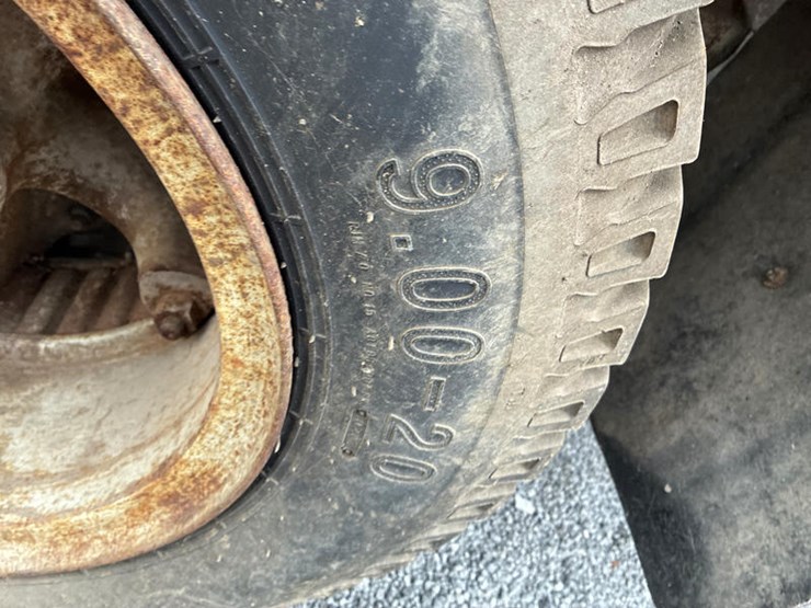 1975-ford-f600-image-19