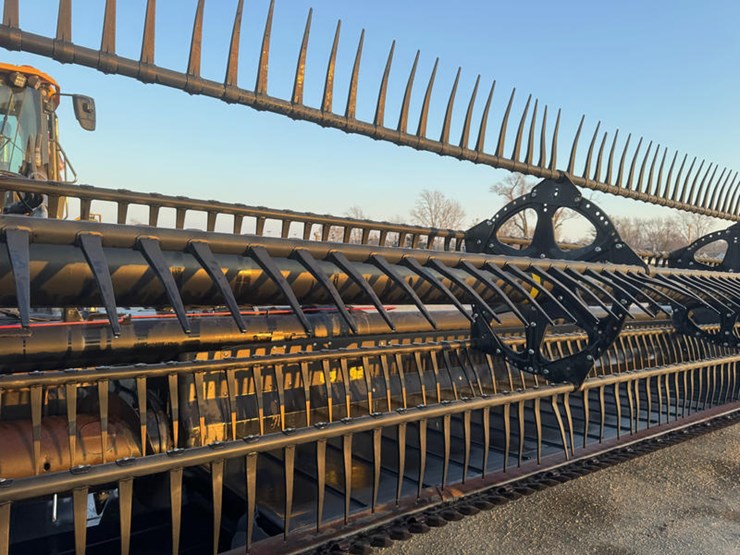 2019-mac-don-fd145-image-35