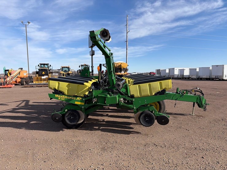 john-deere-1760-image-4