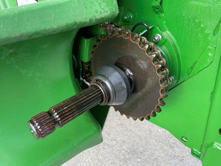 2017-john-deere-s680-image-23