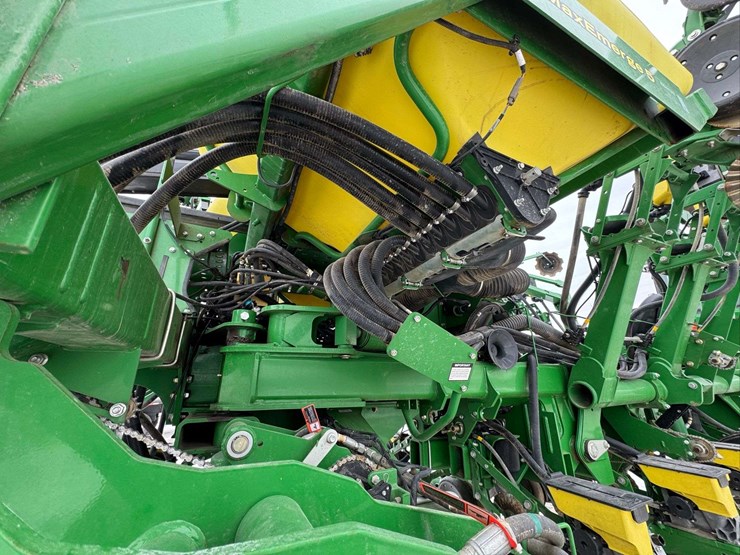 john-deere-1795-image-56