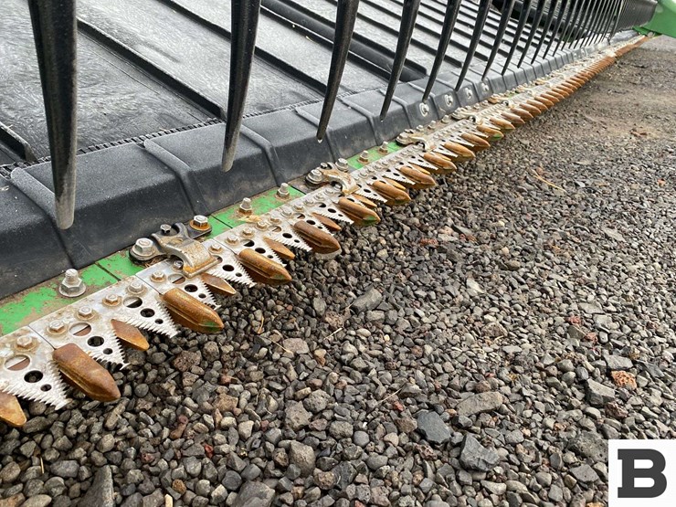 2019-john-deere-735fd-image-9