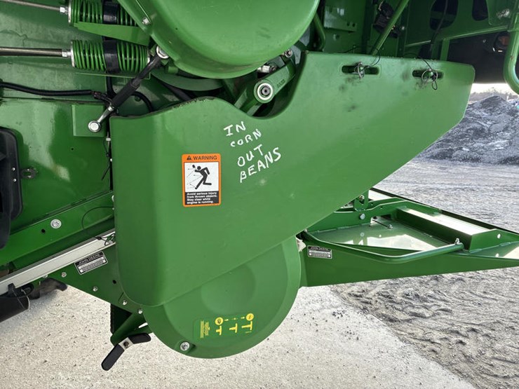 2015-john-deere-s670-image-57