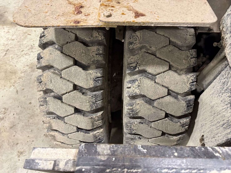 caterpillar-gp35-image-32