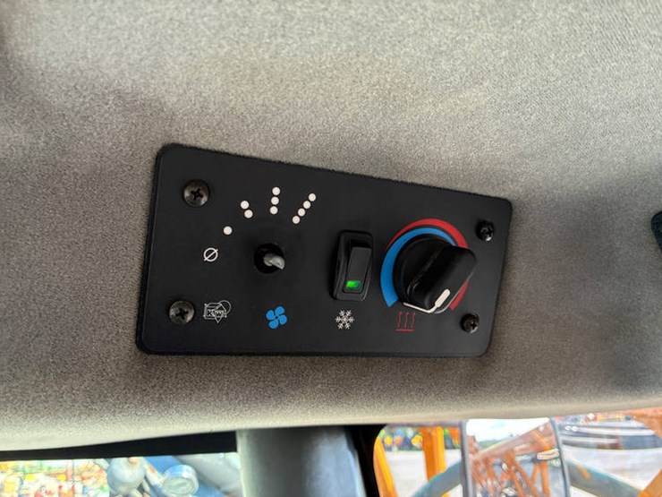 #113503-•-2012-sts-14-hagie-sprayer-#1630880021-image-103