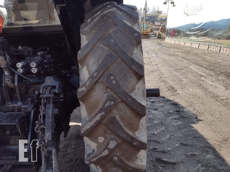 1991-case-ih-5140-image-16