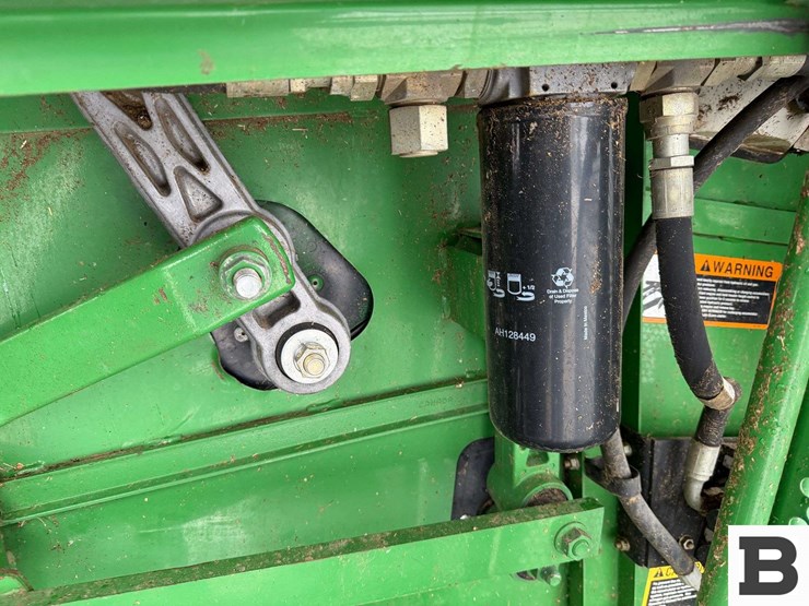 2004-john-deere-9660-sts-image-42