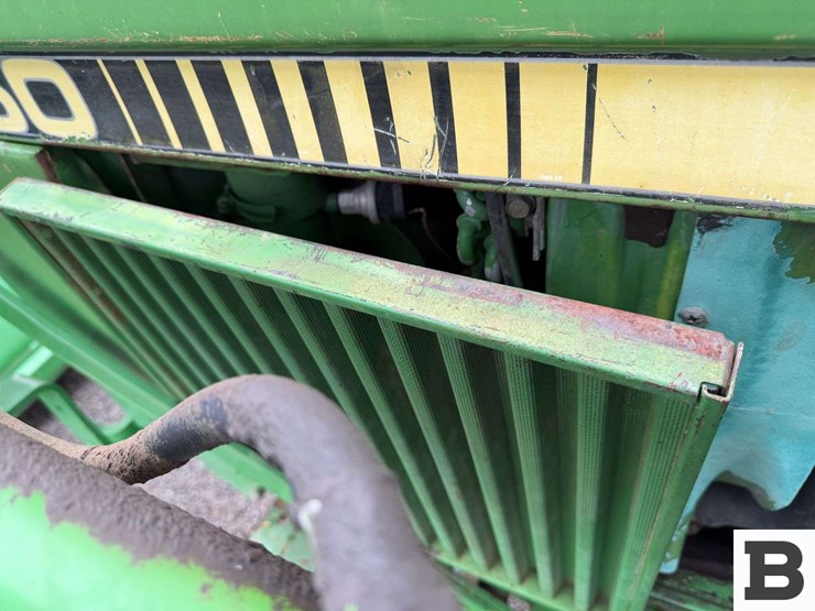 1983-john-deere-2350-image-51