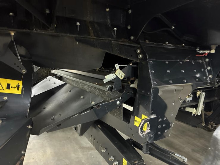 2012-case-ih-7230-image-63