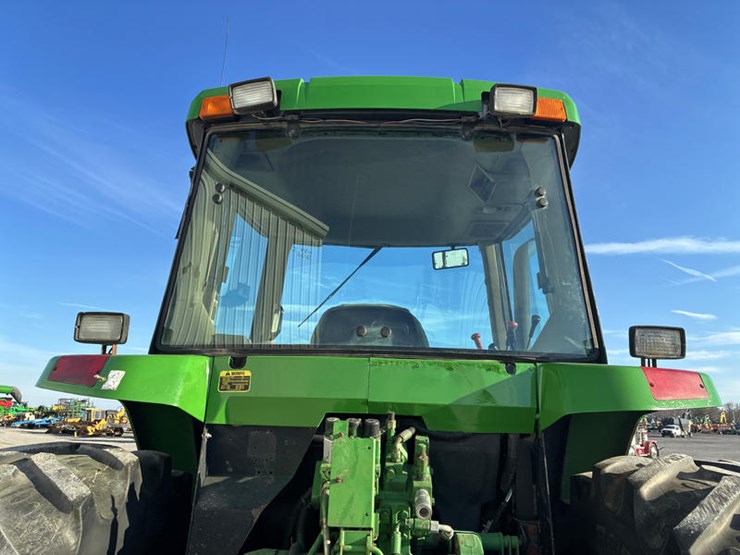 1993-john-deere-7800-image-23