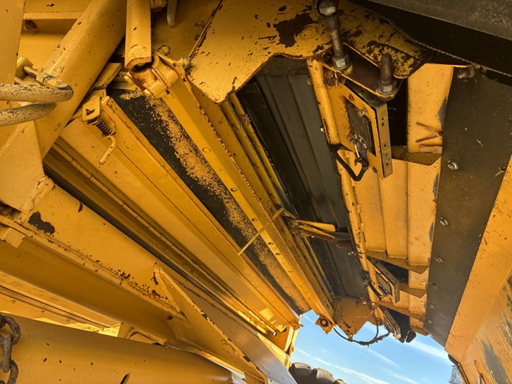 new-holland-tr89-image-64