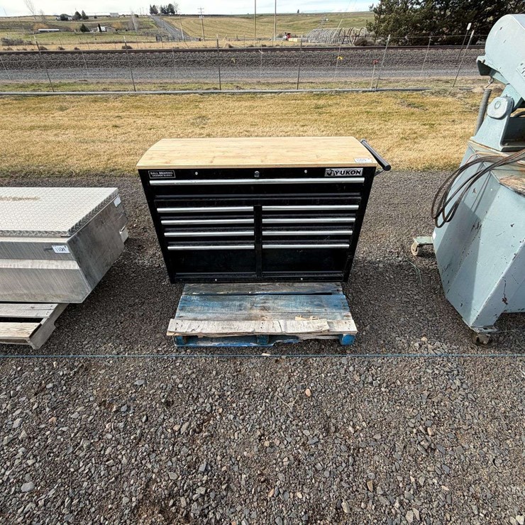 46" 9 Drawer Mobile Workbench