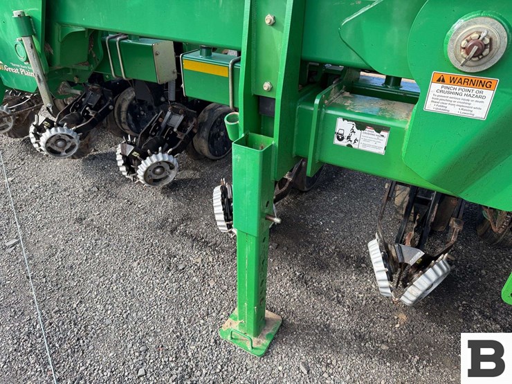 schlagel-mfg.-ripper,-implement-dolly,-great-plains-corn-planter-image-55