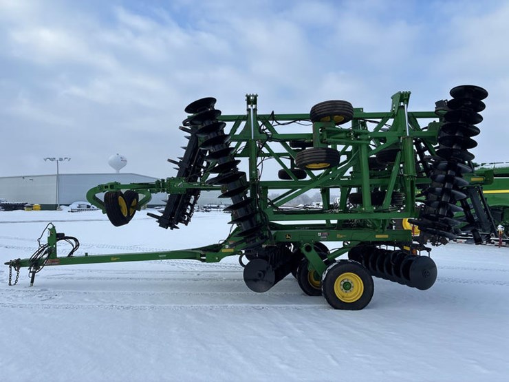 2008-john-deere-637-image-10