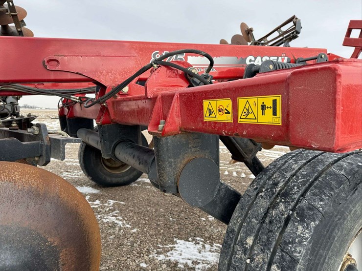 2016-case-ih-2016-image-30