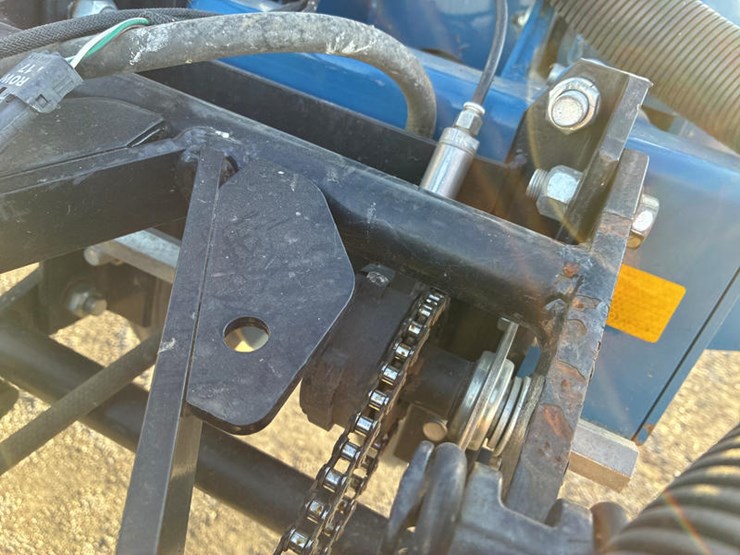 2010-kinze-3660-image-63