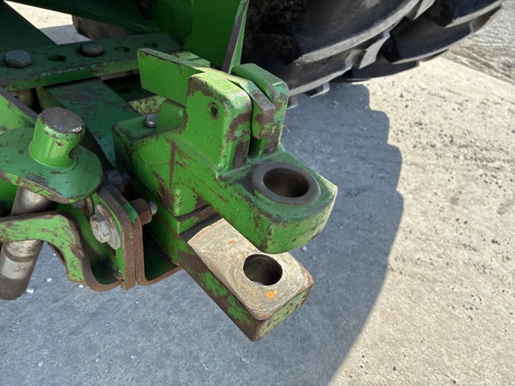 1995-john-deere-8300-image-28