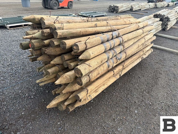 8'-pressure-treated-posts-image-3