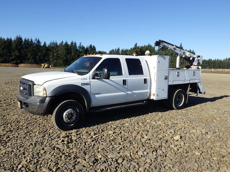 2006-ford-f550-image-1