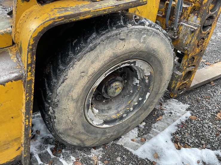 #114924-•-clark-forklift-#y6856982342-image-17