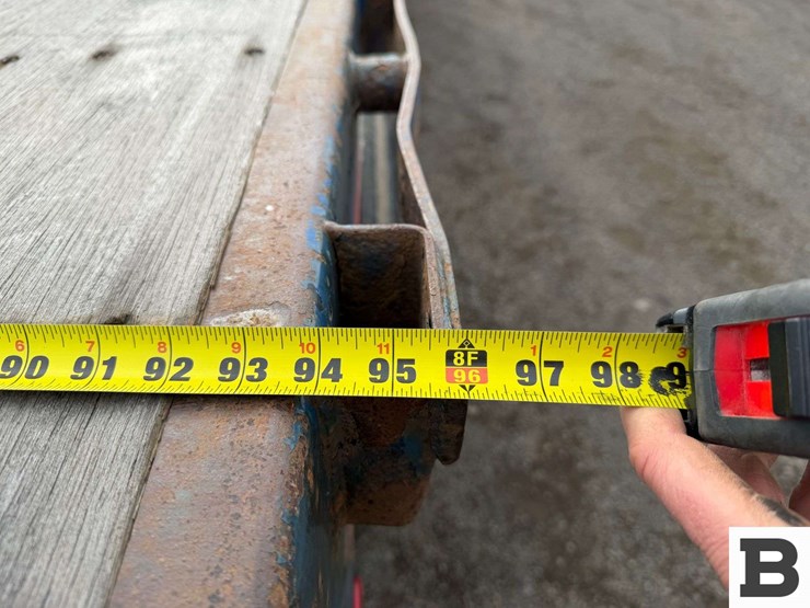 1993-utility-40'-image-33