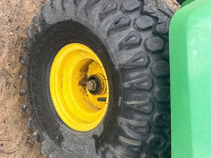 john-deere-gator-image-7