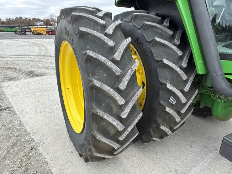 john-deere-4560-image-44