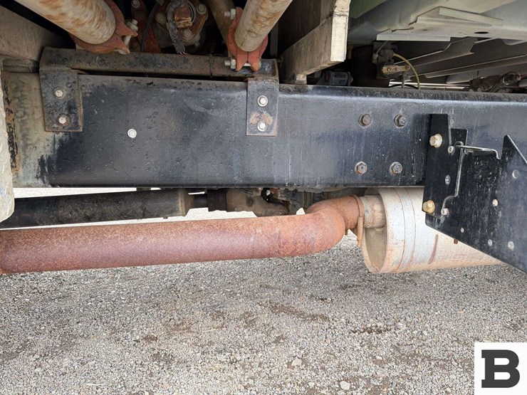 2005-international-7400-image-36