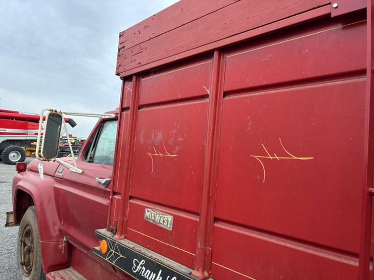 1975-ford-f600-image-27